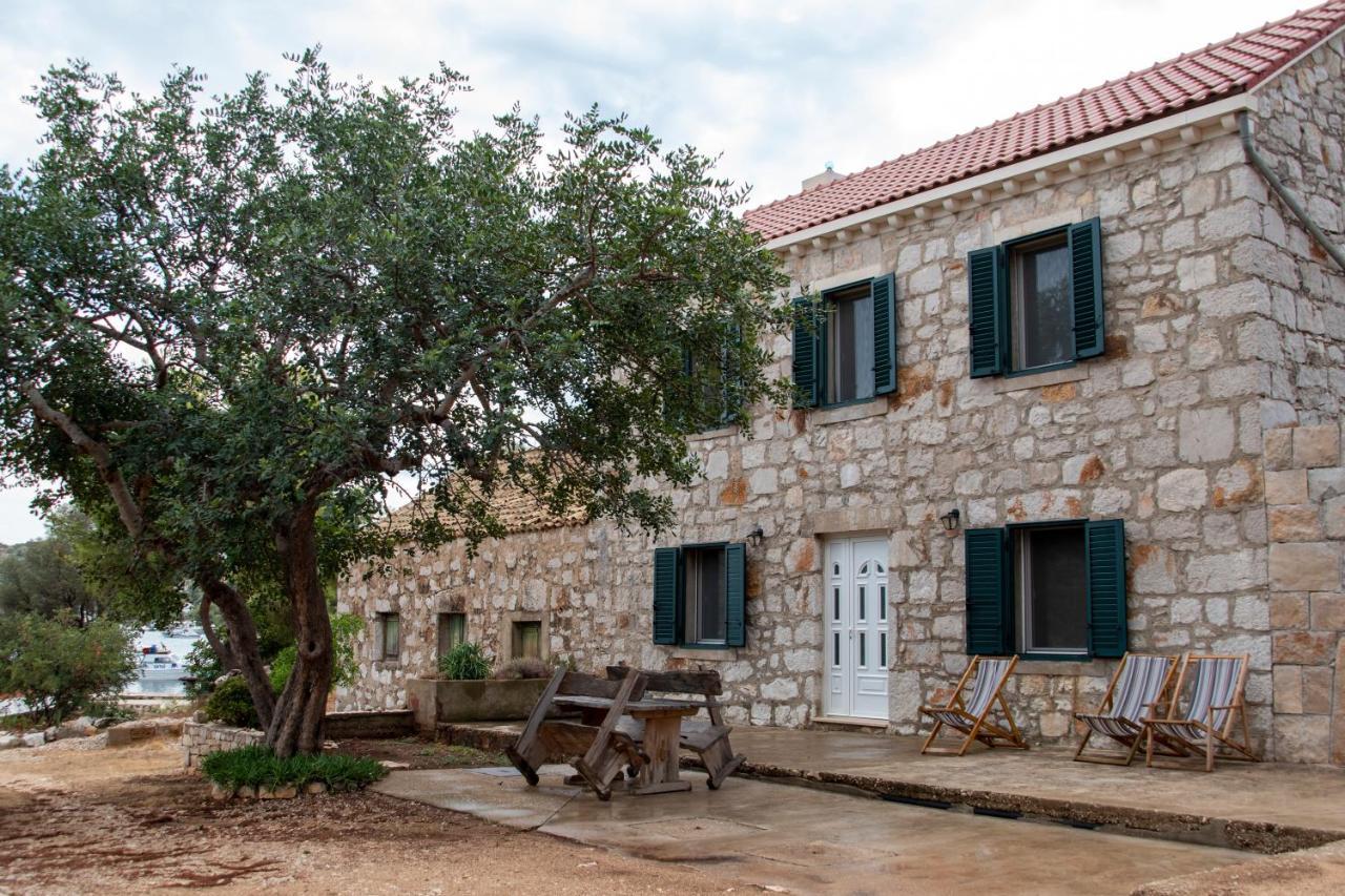Вилла House Antica Lastovo Экстерьер фото