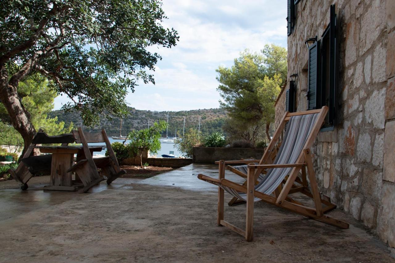 Вилла House Antica Lastovo Экстерьер фото